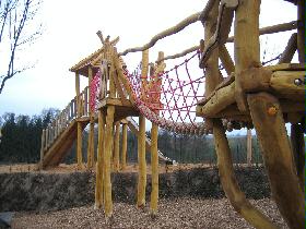 SPIELPLATZ HENNEF GEISBACH